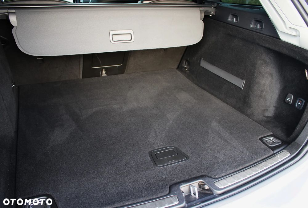 Volvo V60 D3 Geartronic Momentum Pro - 14