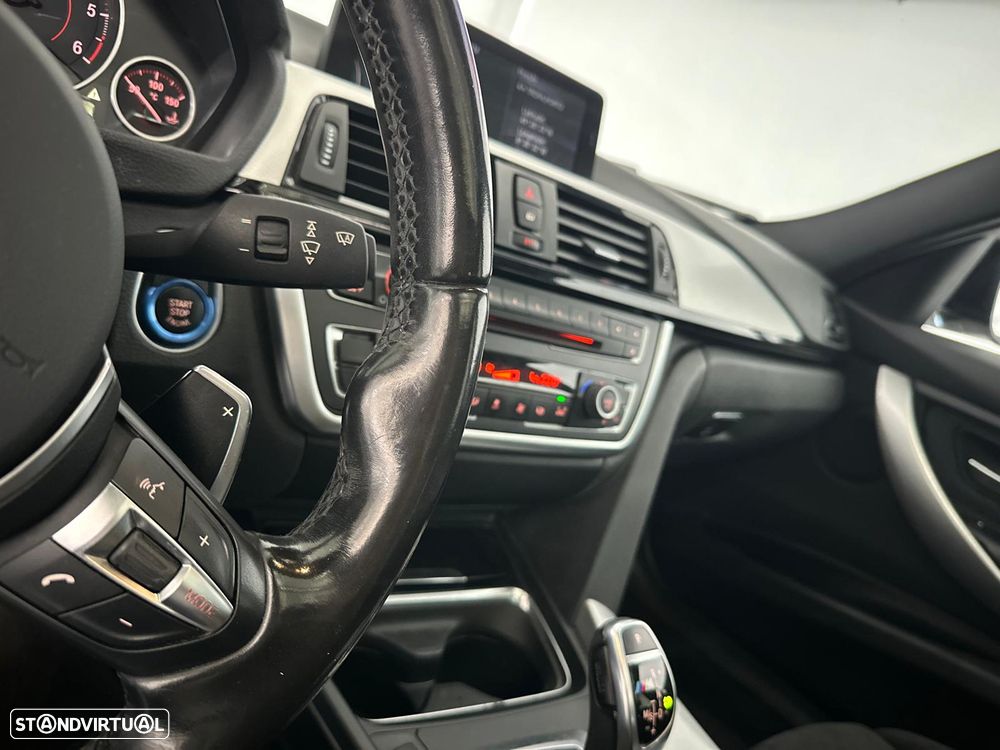 BMW 320 d Auto Pack M - 21