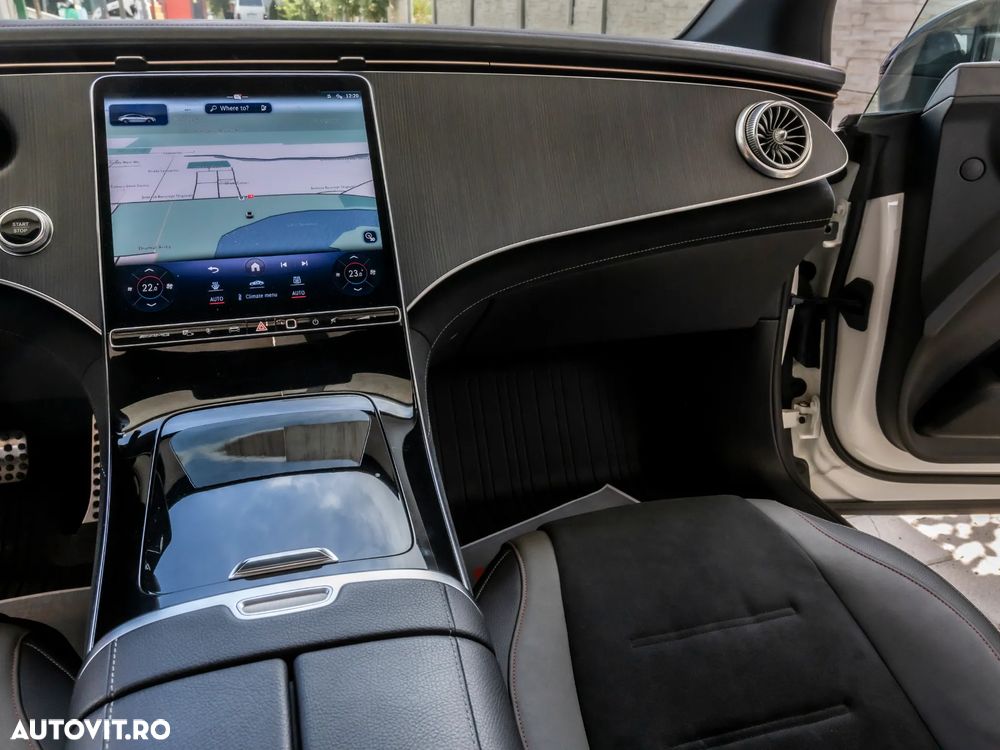 Mercedes-Benz EQE AMG 43 4MATIC - 22