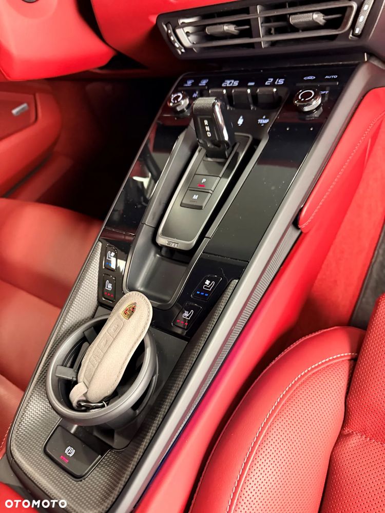 Porsche 911 - 26