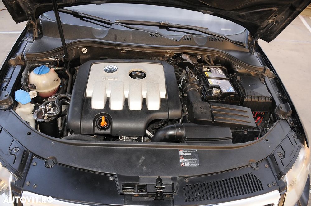 Volkswagen Passat - 14