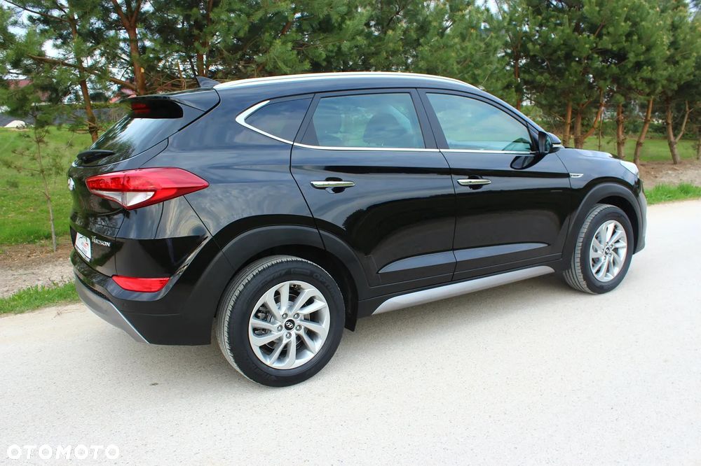 Hyundai Tucson blue 1.7 CRDi 2WD DCT Premium - 13