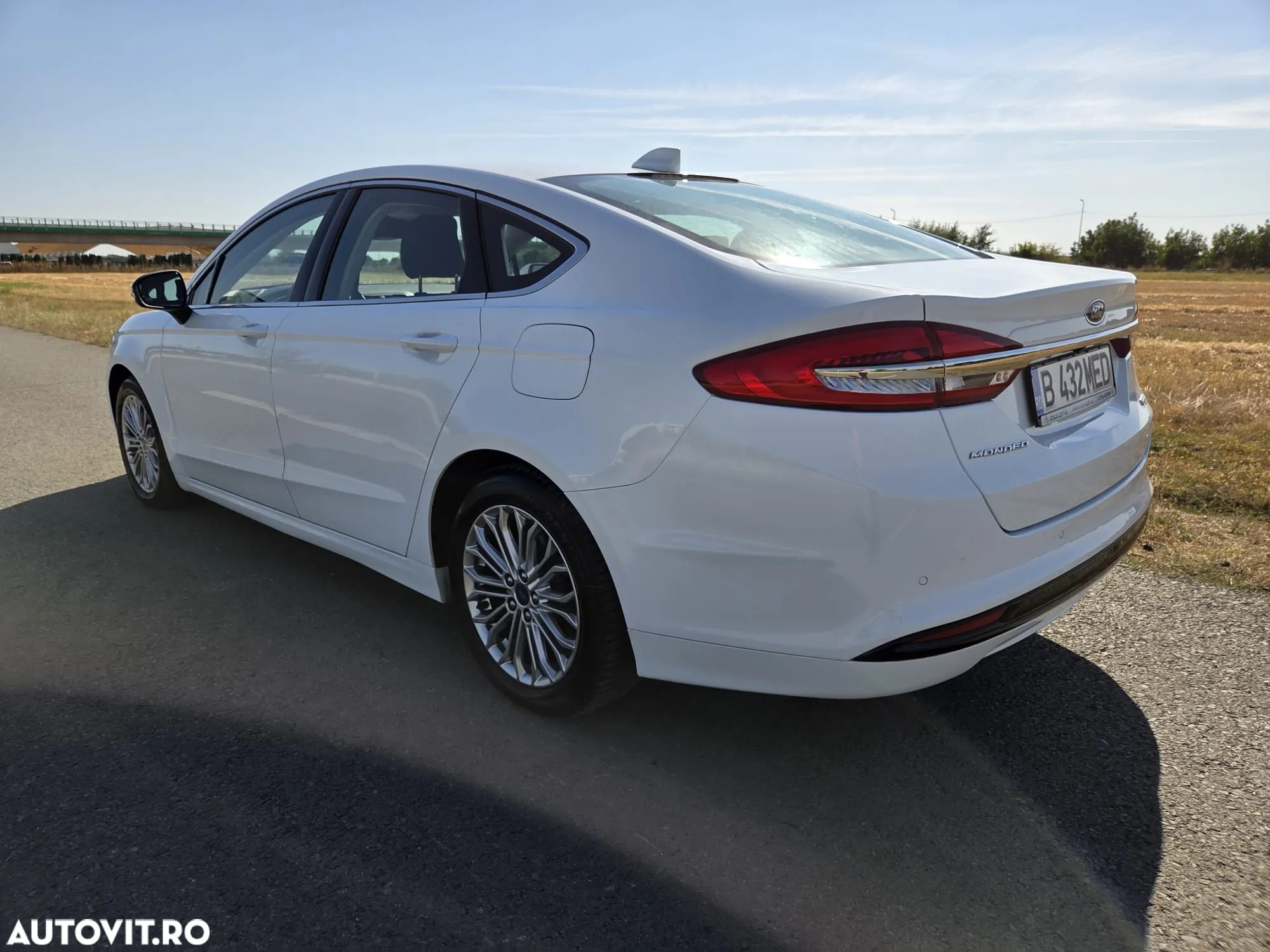 Ford Mondeo 2.0 HEV Titanium - 7