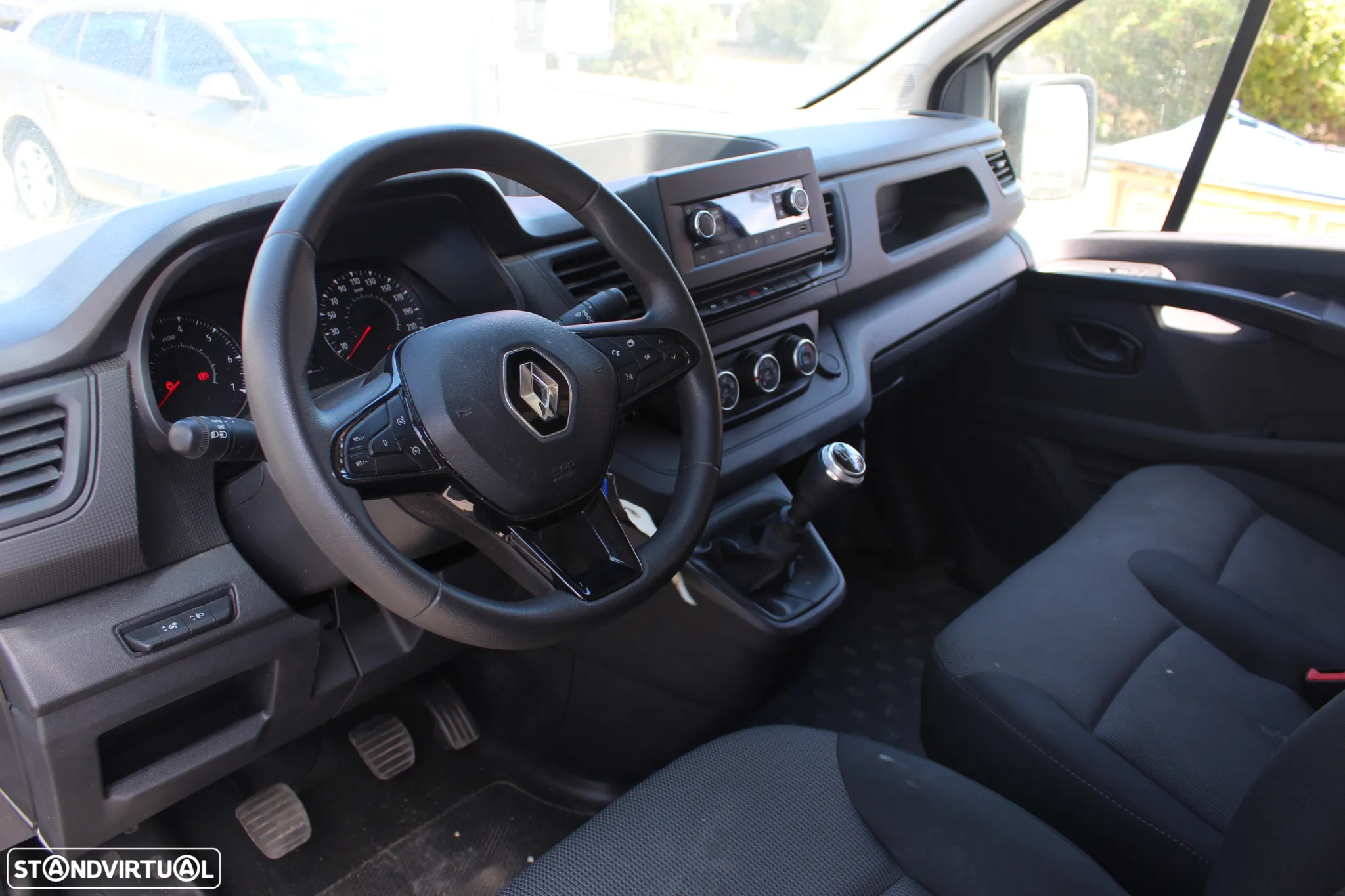 Renault Trafic 2.0 dCi L2H1 // LONGA - 11