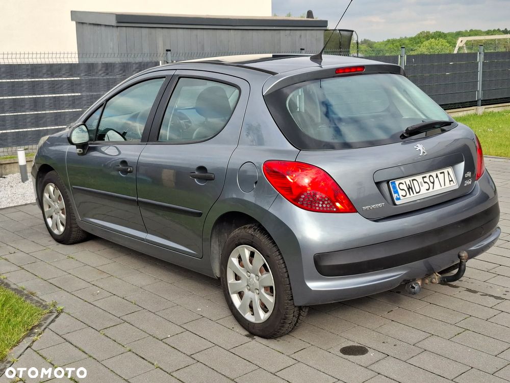 Peugeot 207 1.4 Trendy - 4