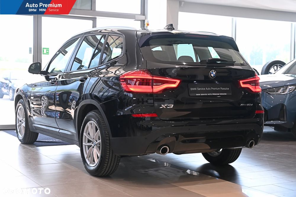 BMW X3 xDrive20d mHEV - 19