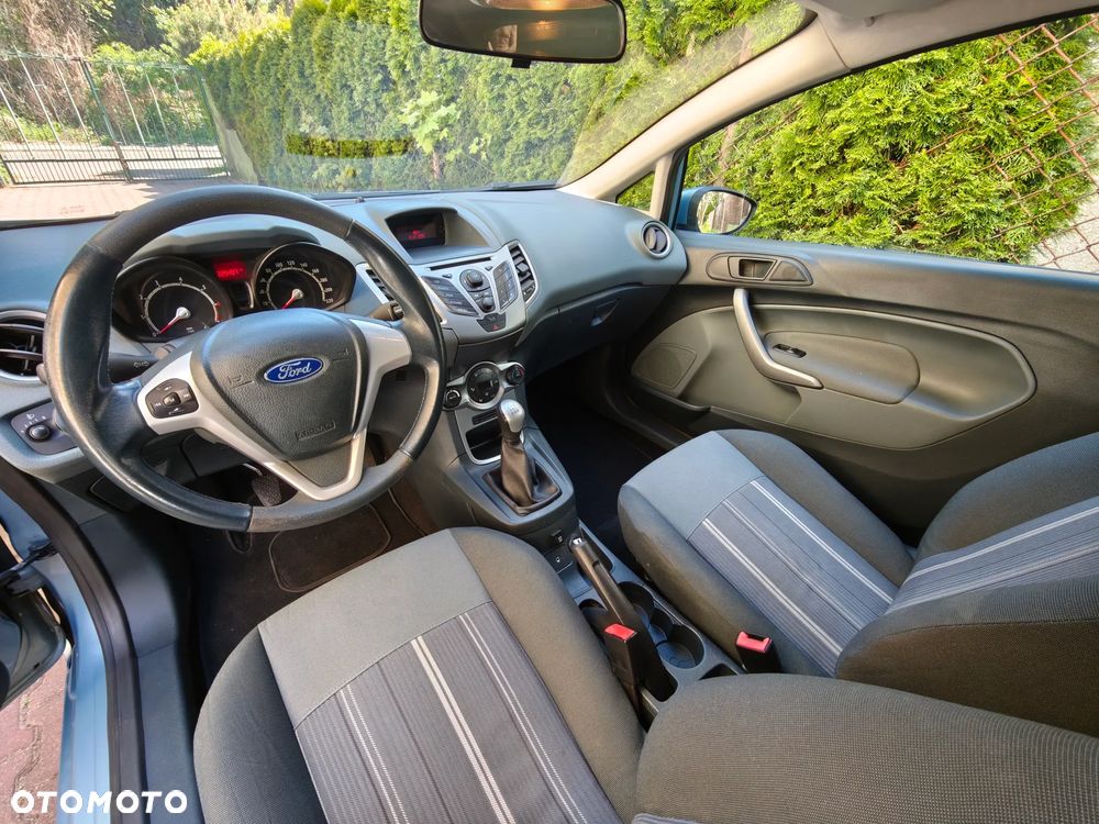 Ford Fiesta 1.25 Champions Edition - 25