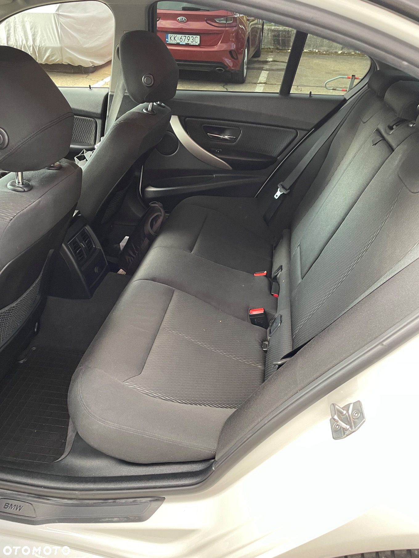 BMW Seria 3 316d - 12