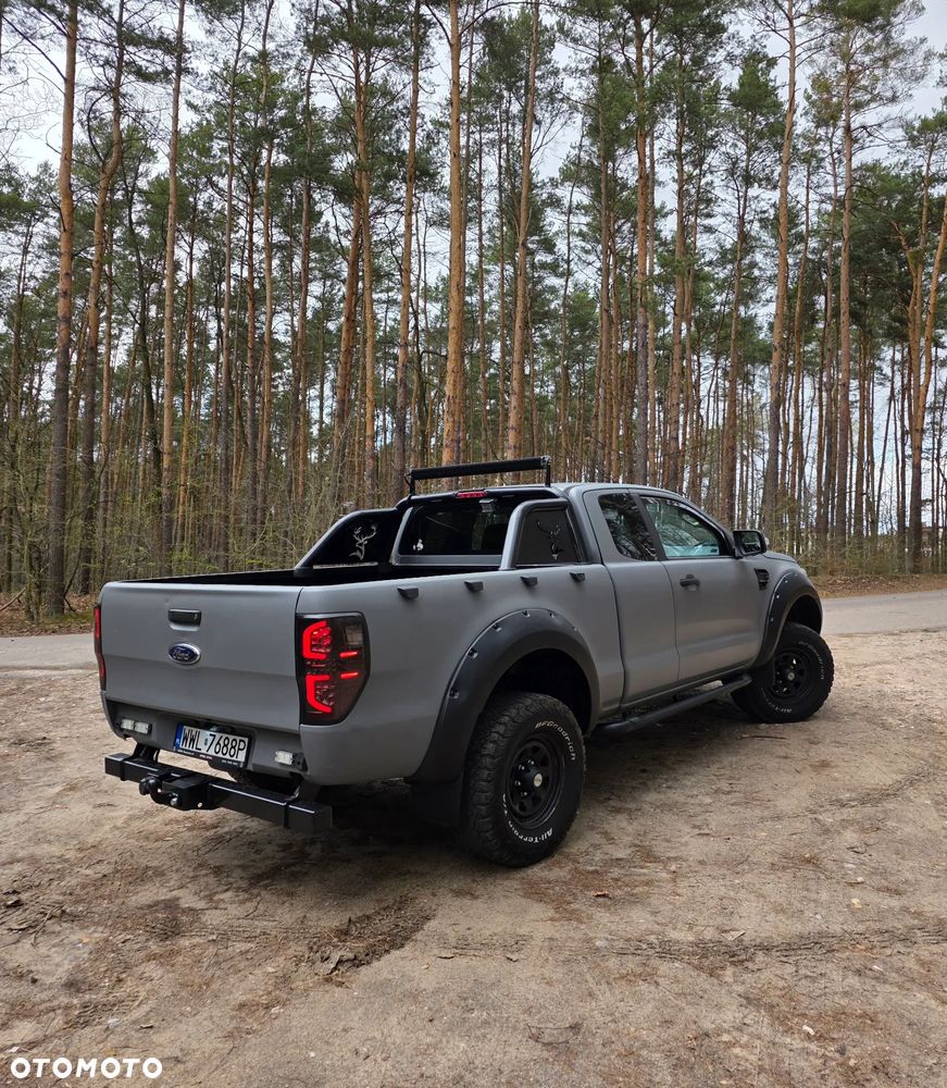 Ford Ranger - 10