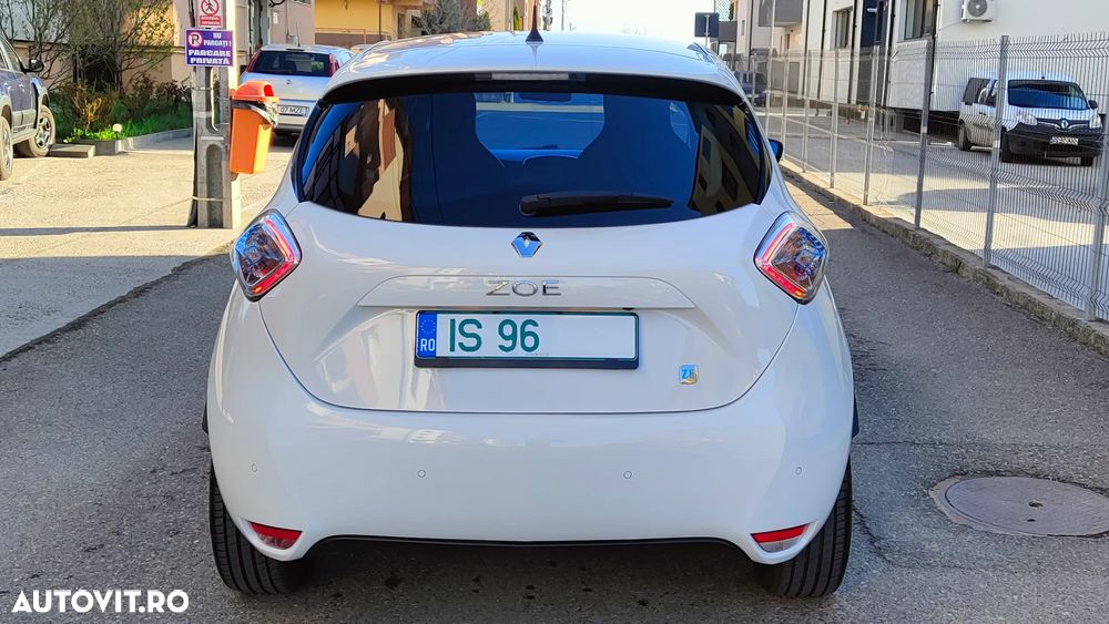 Renault ZOE - 6