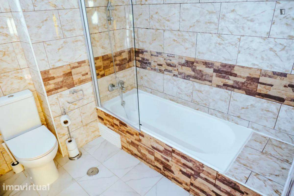 Quarto - localizado em Restelo Lisbon - Grande imagem: 5/14