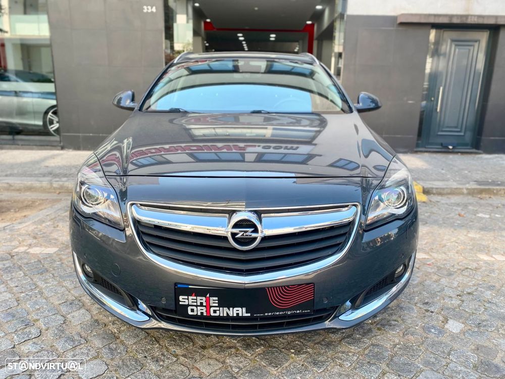 Opel Insignia Sports Tourer - 2