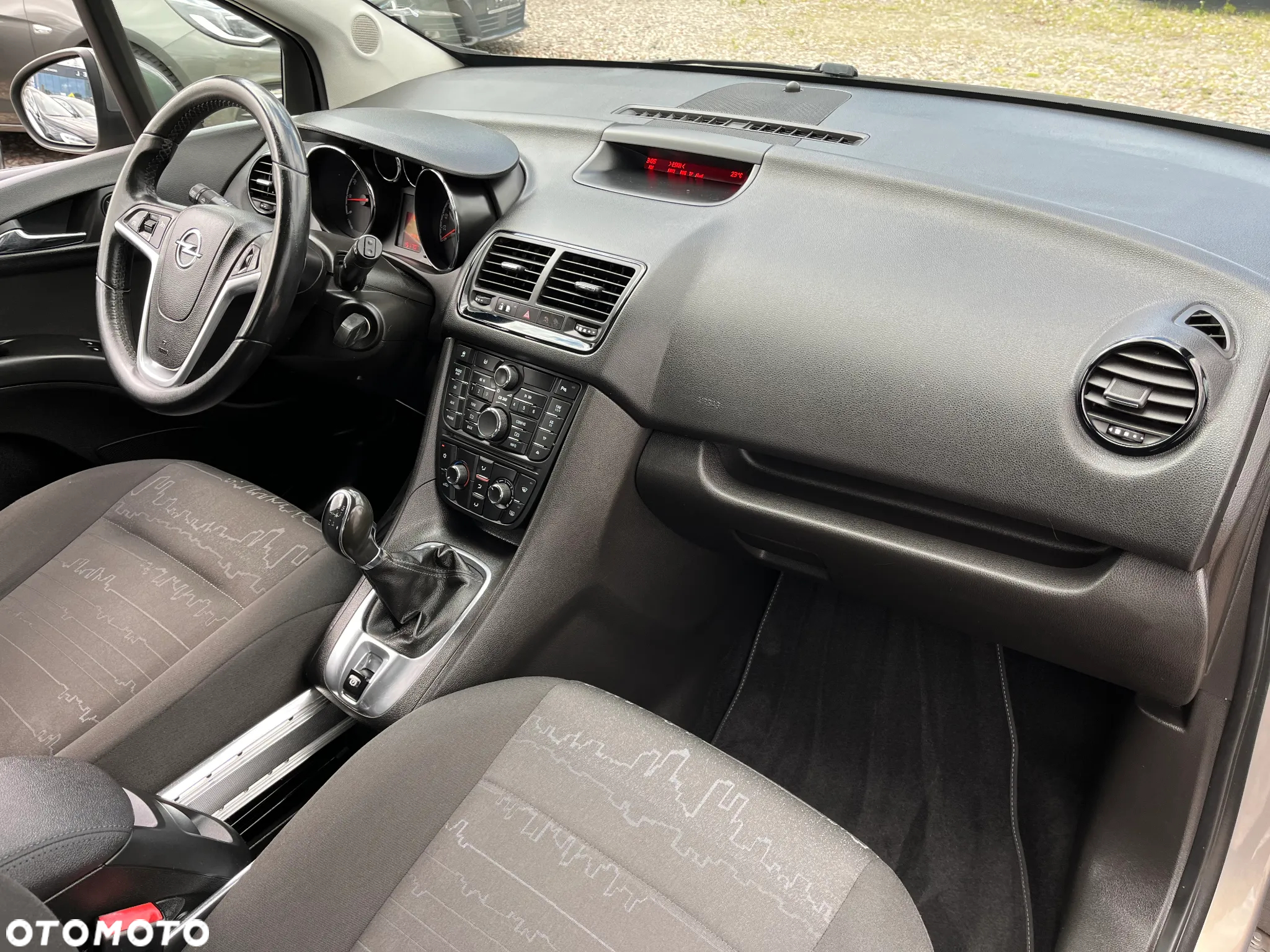 Opel Meriva - 27