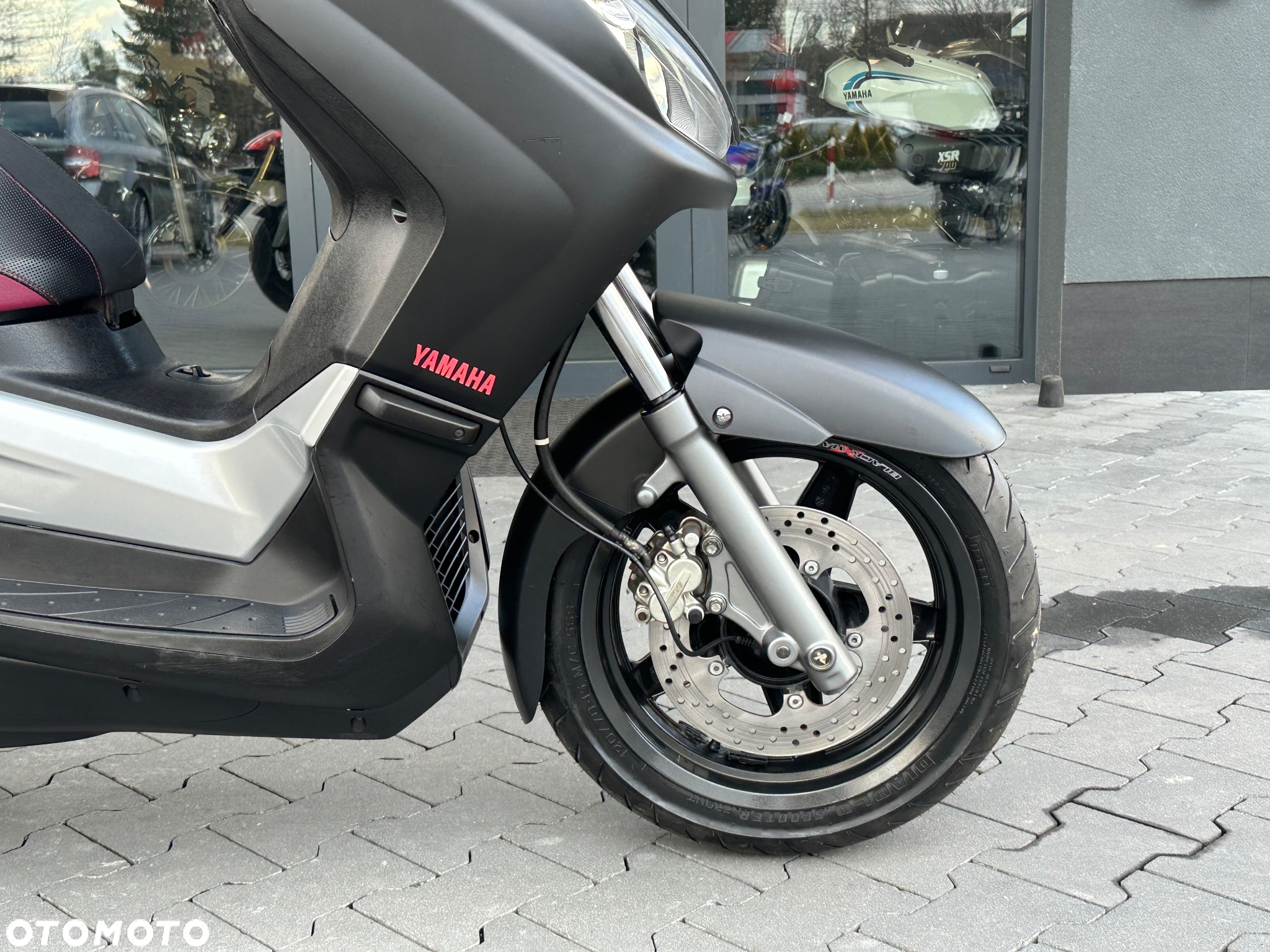 Yamaha X-max - 8