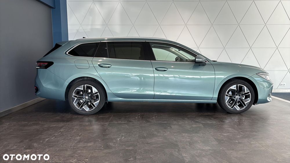 Volkswagen Passat 2.0 TDI SCR Elegance DSG - 6