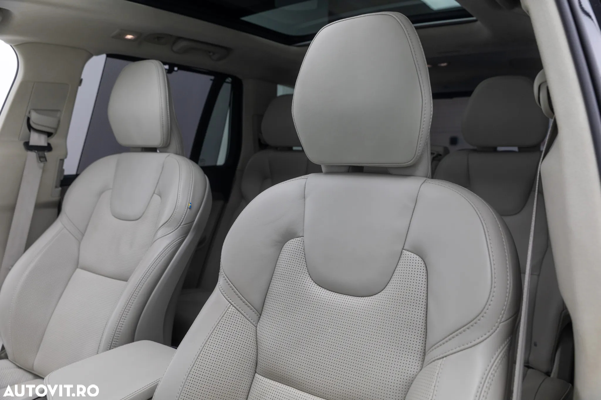 Volvo XC 90 Recharge T8 AWD Ultimate Dark - 24