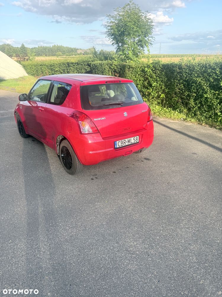 Suzuki Swift - 6