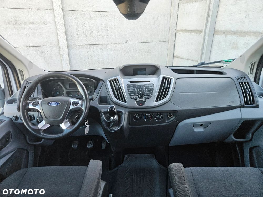 Ford TRANSIT - 11