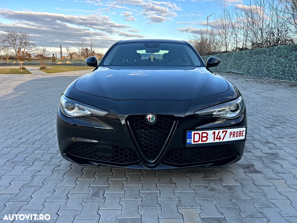 Alfa Romeo Giulia 2.2 JTDM Super - 5