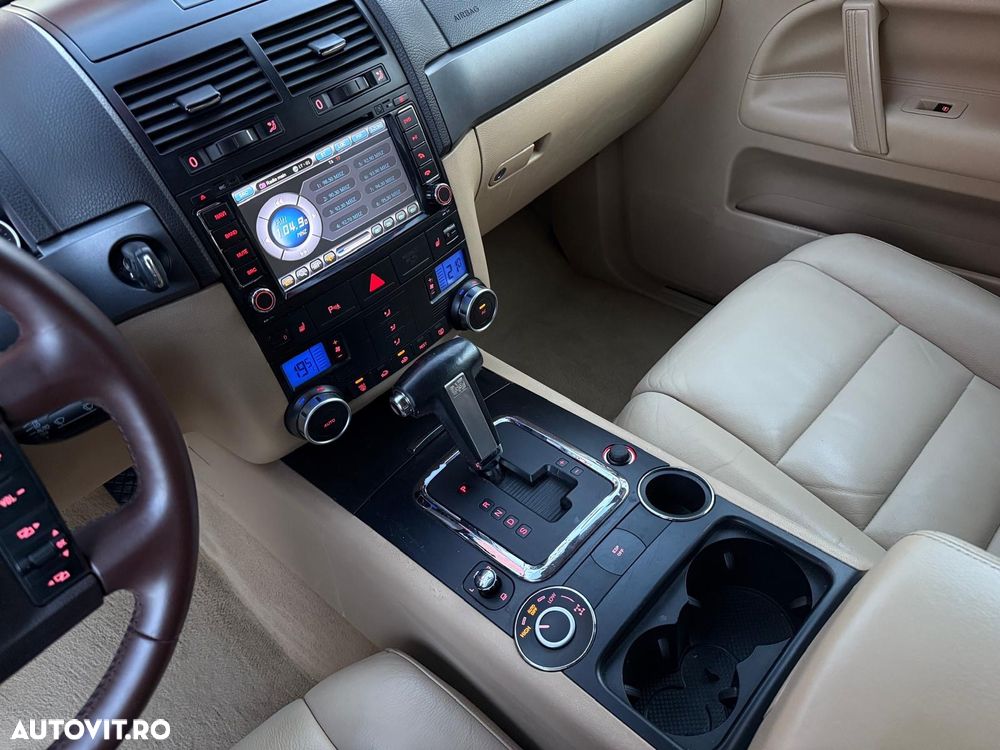 Volkswagen Touareg - 18