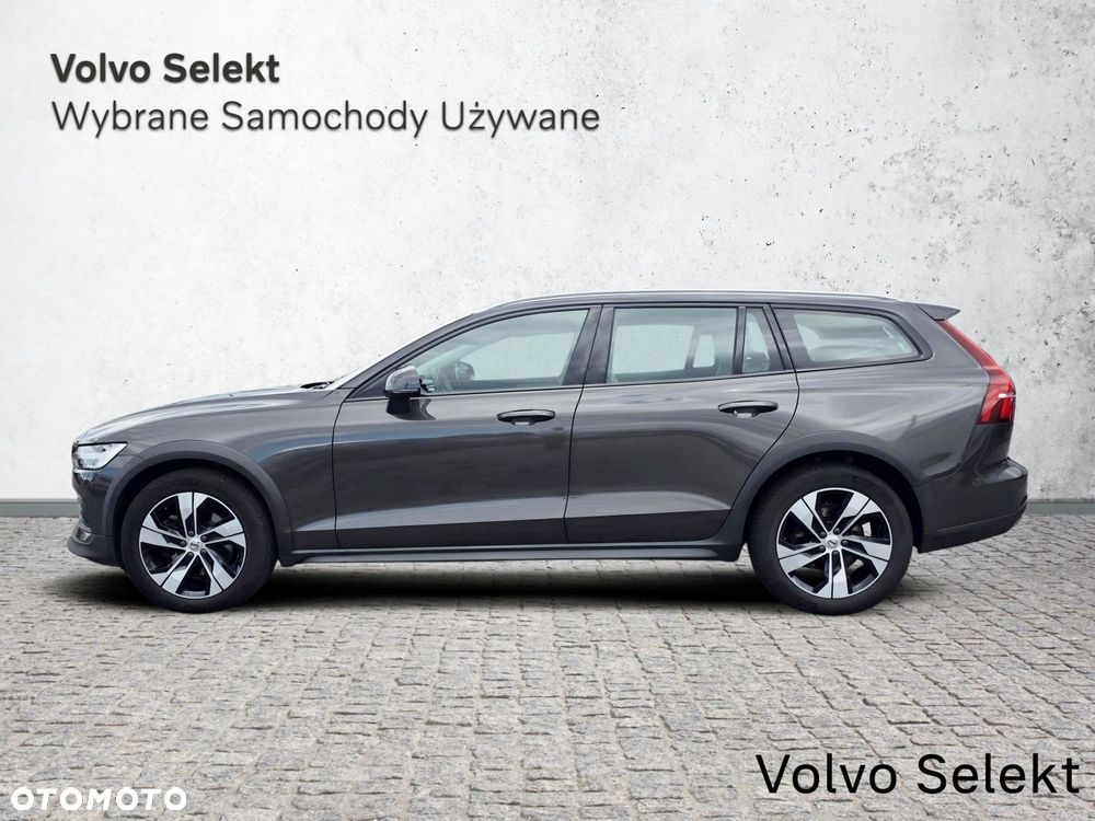 Volvo V60 Cross Country - 6