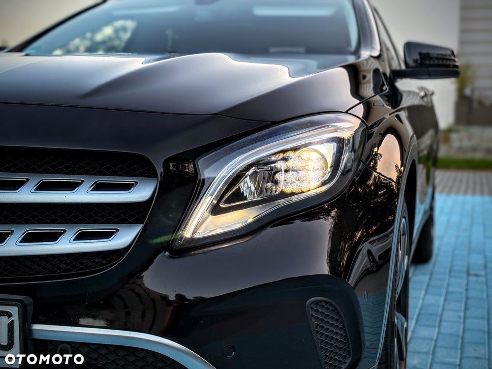 Mercedes-Benz GLA 220 d 4-Matic Urban - 7