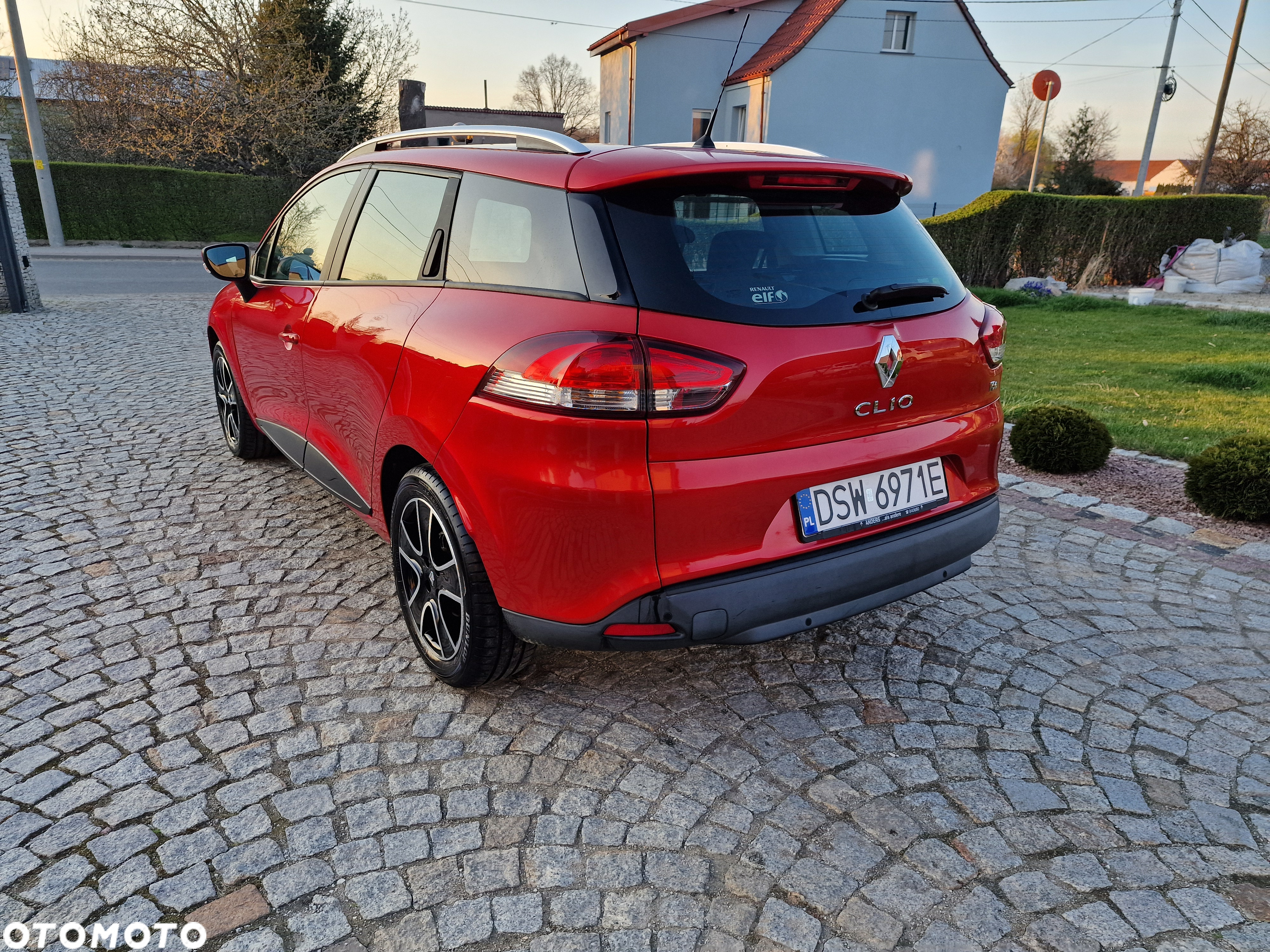 Renault Clio (Energy) TCe 90 Bose Edition - 9