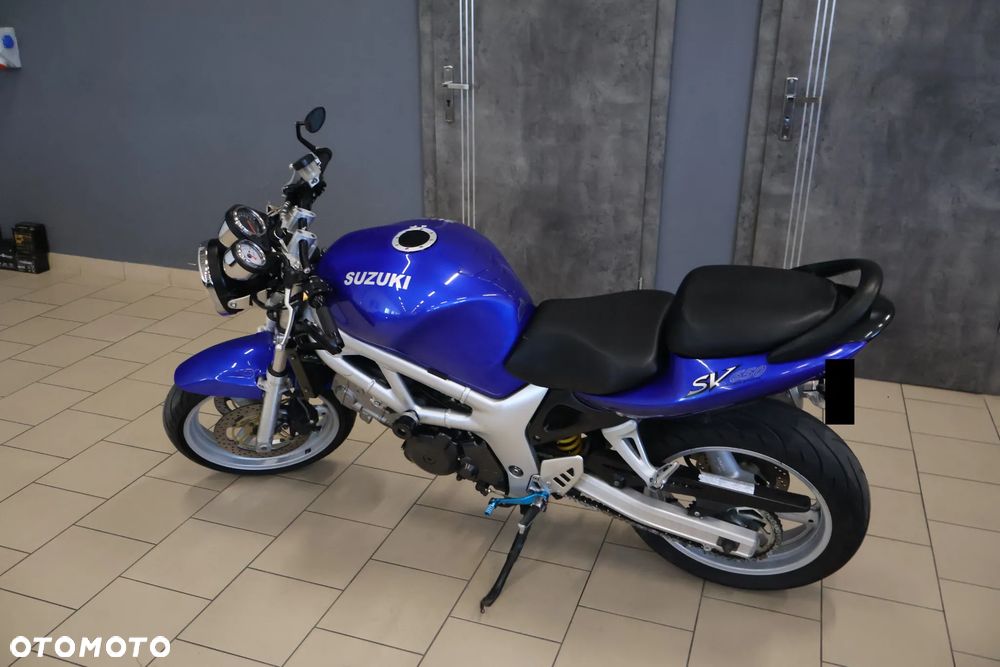 Suzuki SV - 10