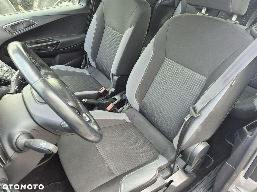Ford B-MAX - 17
