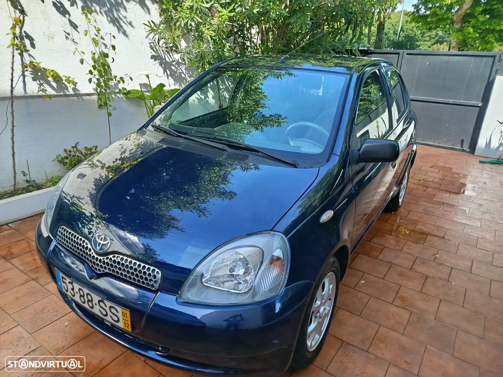 Toyota Yaris 1.0 Sol - 12
