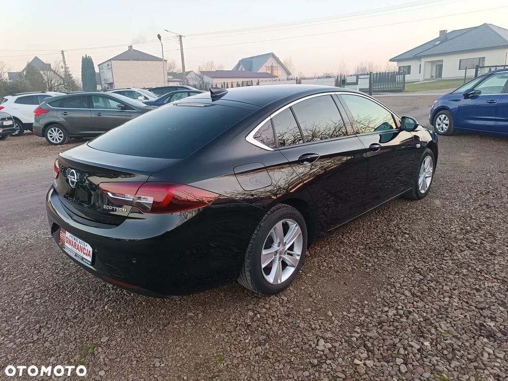 Opel Insignia - 15