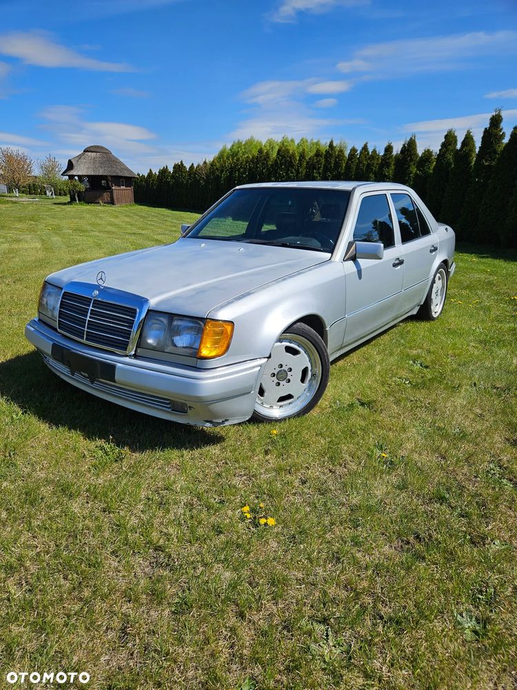 Mercedes-Benz W124 (1984-1993) - 1
