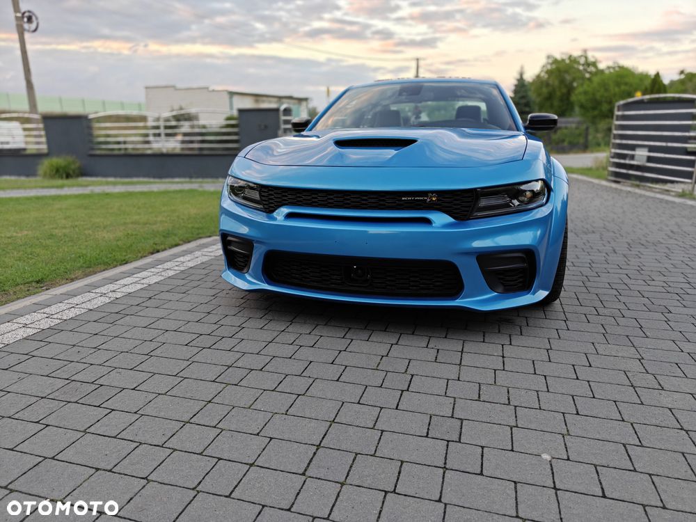 Dodge Charger 6.4 Scat Pack Widebody - 4