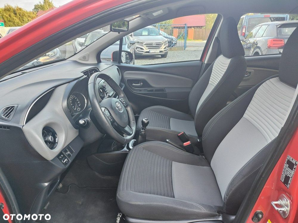 Toyota Yaris - 7