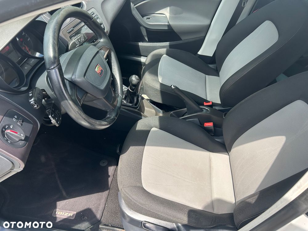 Seat Ibiza 1.2 Entry - 10