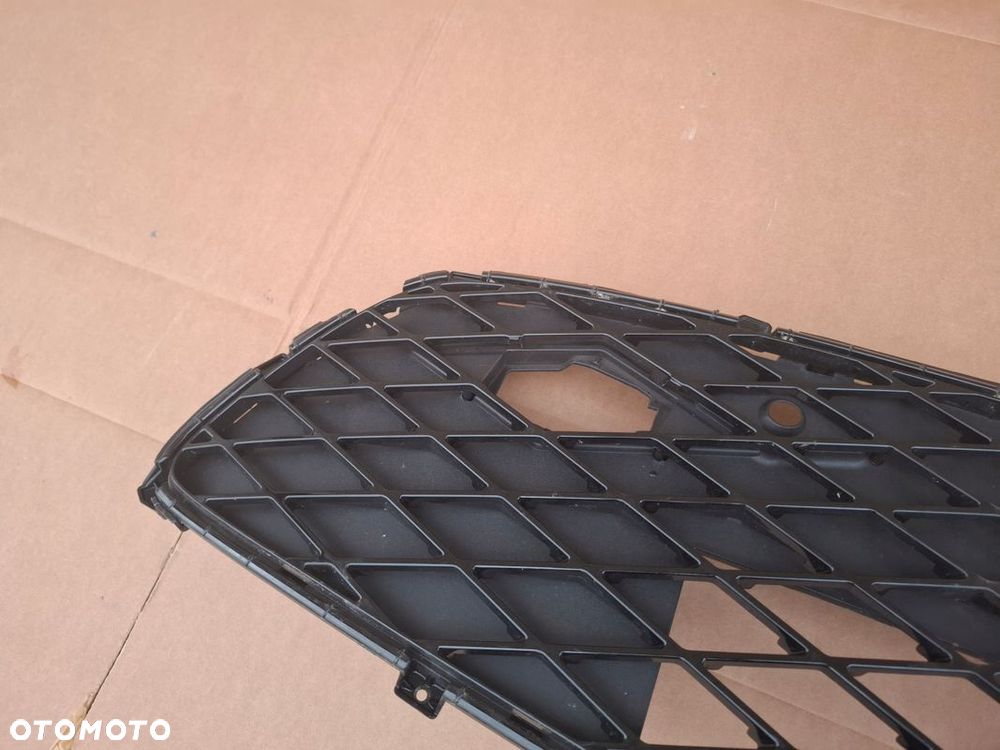 KRATKA ZDERZAKA GENESIS GV60 GV60 ORYGINAŁ - 2