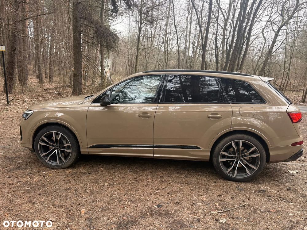 Audi Q7 55 TFSI e Quattro S Line Tiptr - 6