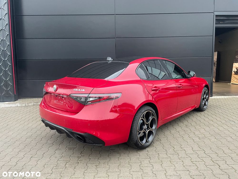 Alfa Romeo Giulia 2.0 Turbo Intensa Q4 - 5