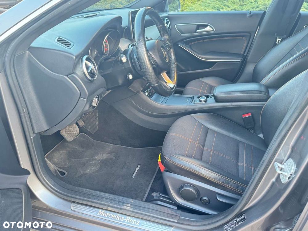 Mercedes-Benz CLA - 37