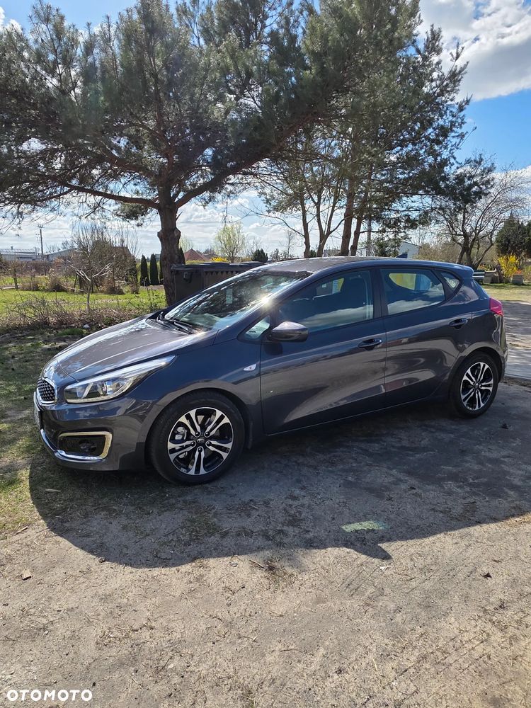 Kia Ceed - 5