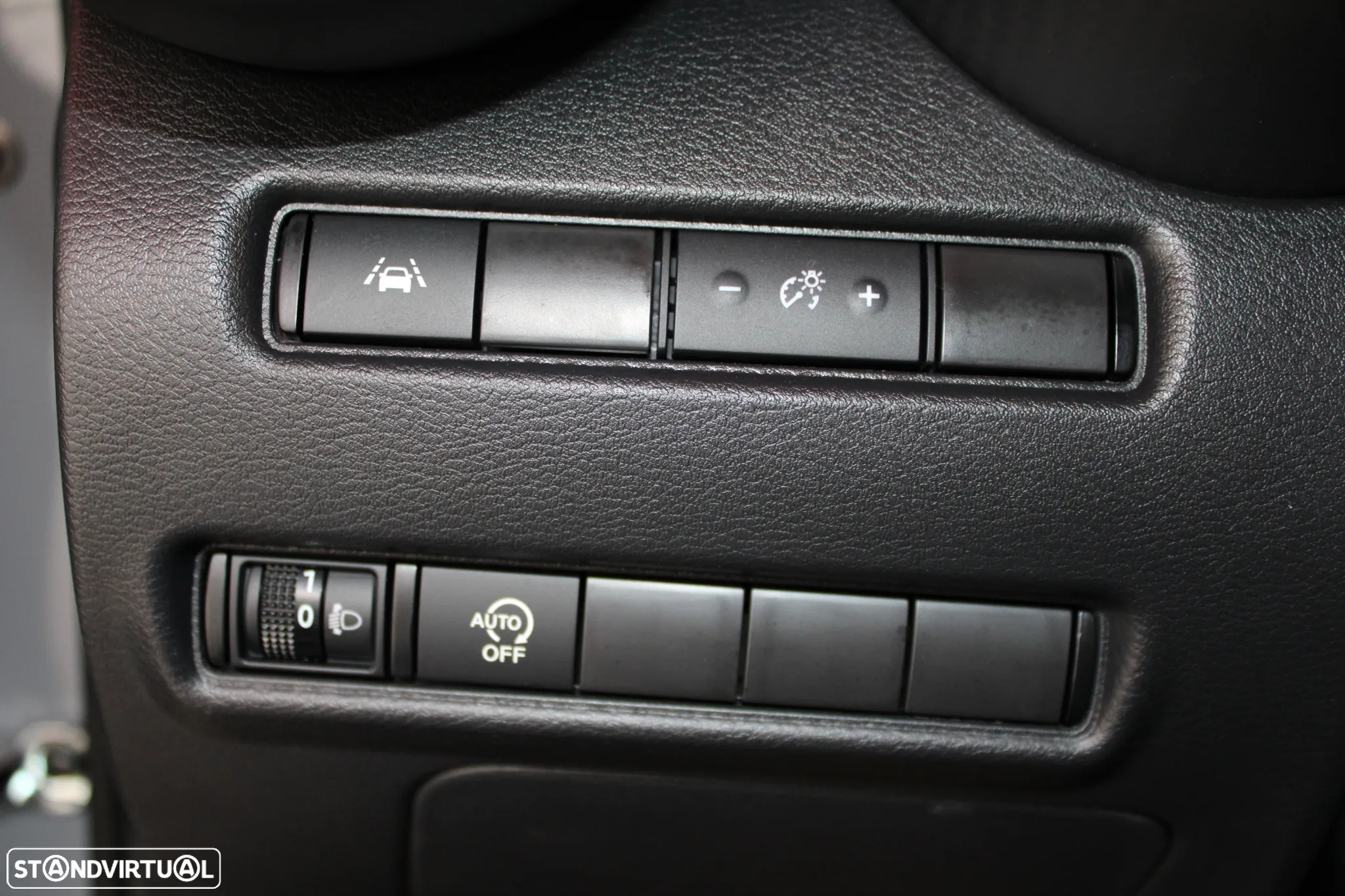 Nissan Juke 1.0 DIG-T N-Connecta - 21