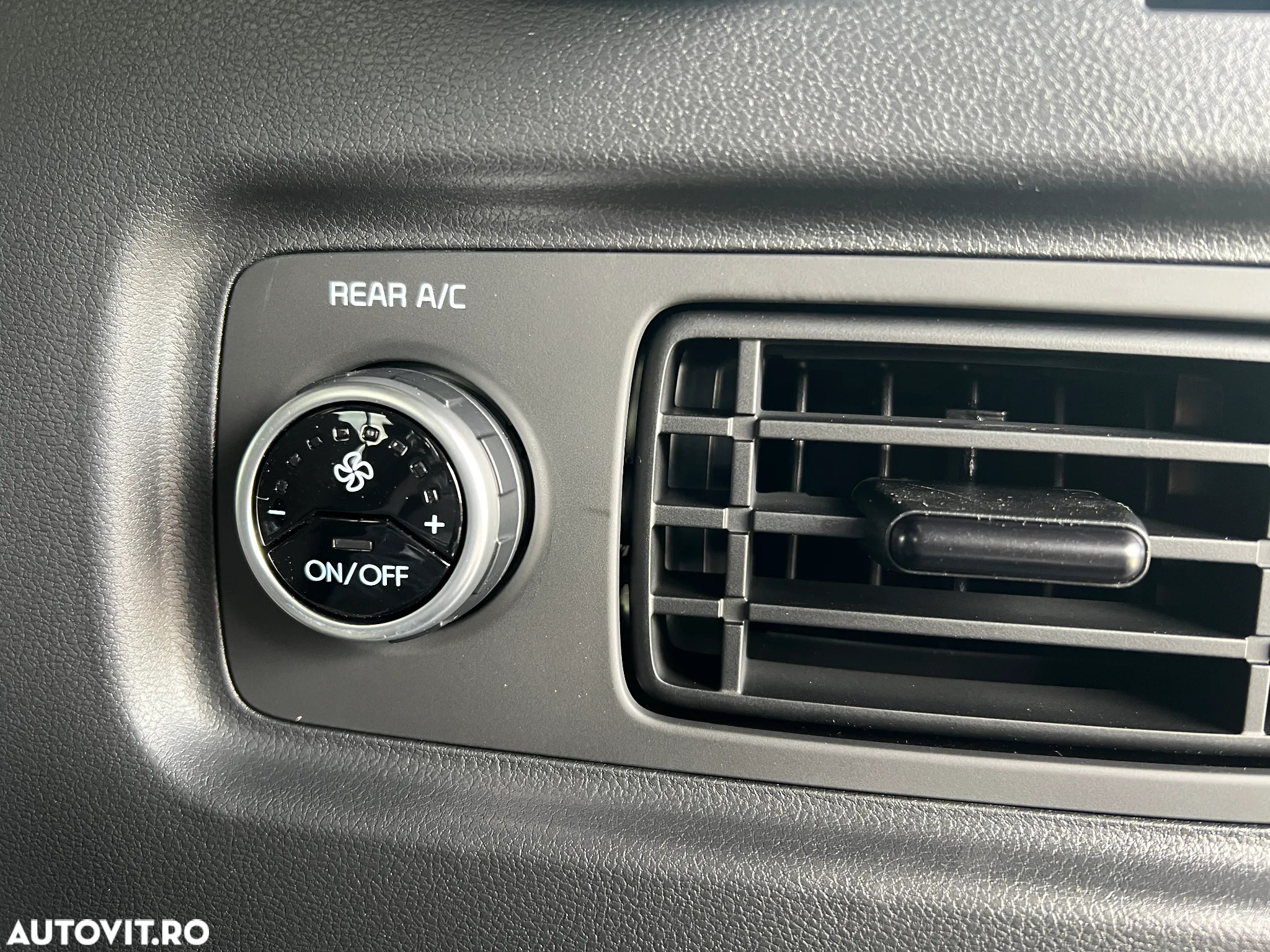Hyundai Santa Fe 1.6 l 252 CP 4WD 6AT 7 locuri PHEV Calligraphy - 22