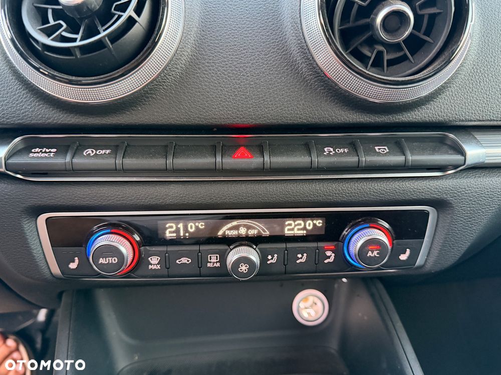 Audi A3 Limousine 30 TFSI design - 23