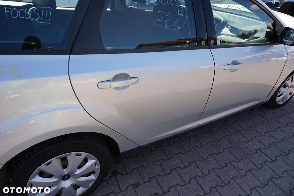 DRZWI TYLNE LEWE FOCUS III MK3 KOMBI 0B OB  SREBRNY FORD 2010-2014 - 4