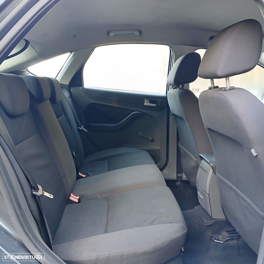 Ford Focus II 1.6 TDCI de 2005 - Peças Usadas (10275) - 7