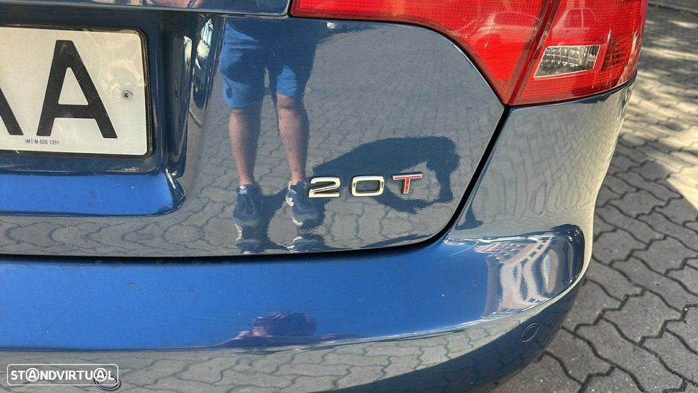 Audi A4 Avant 2.0 T FSI - 11