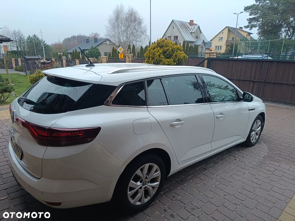 Renault Megane 1.5 Blue dCi Zen - 27