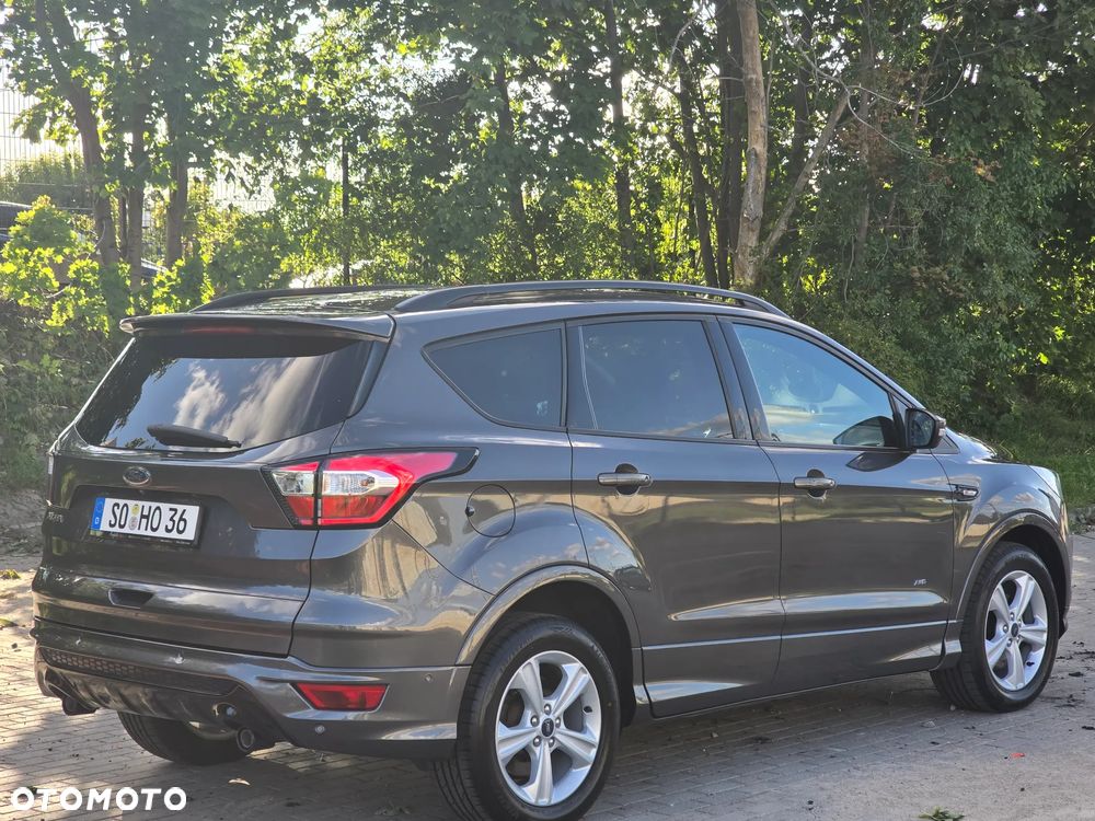 Ford Kuga 2.0 TDCi 4x4 ST-Line - 41