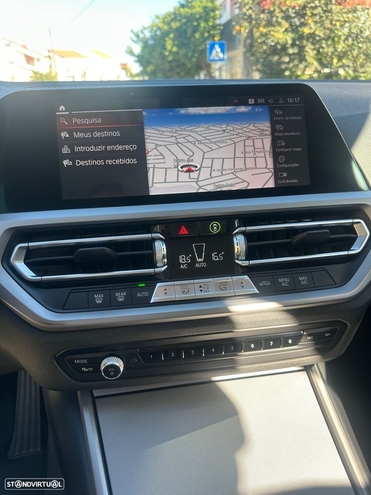BMW 320 d Touring Auto - 19
