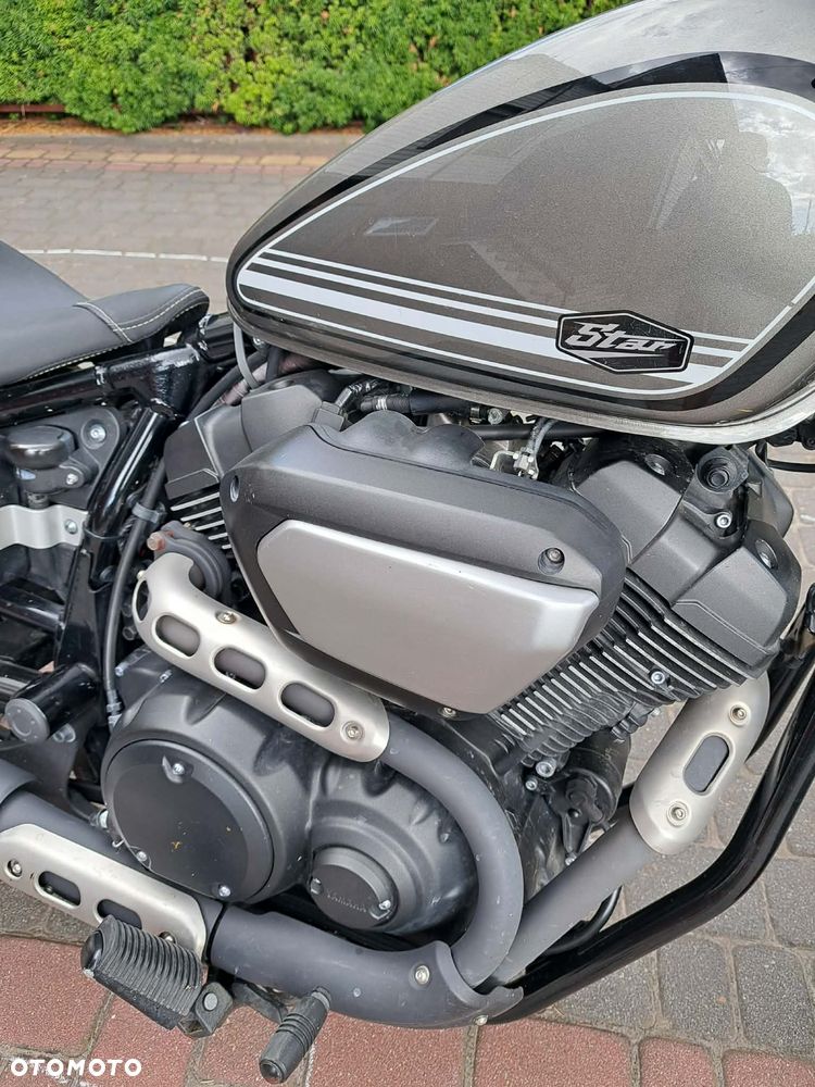 Yamaha XVS - 8